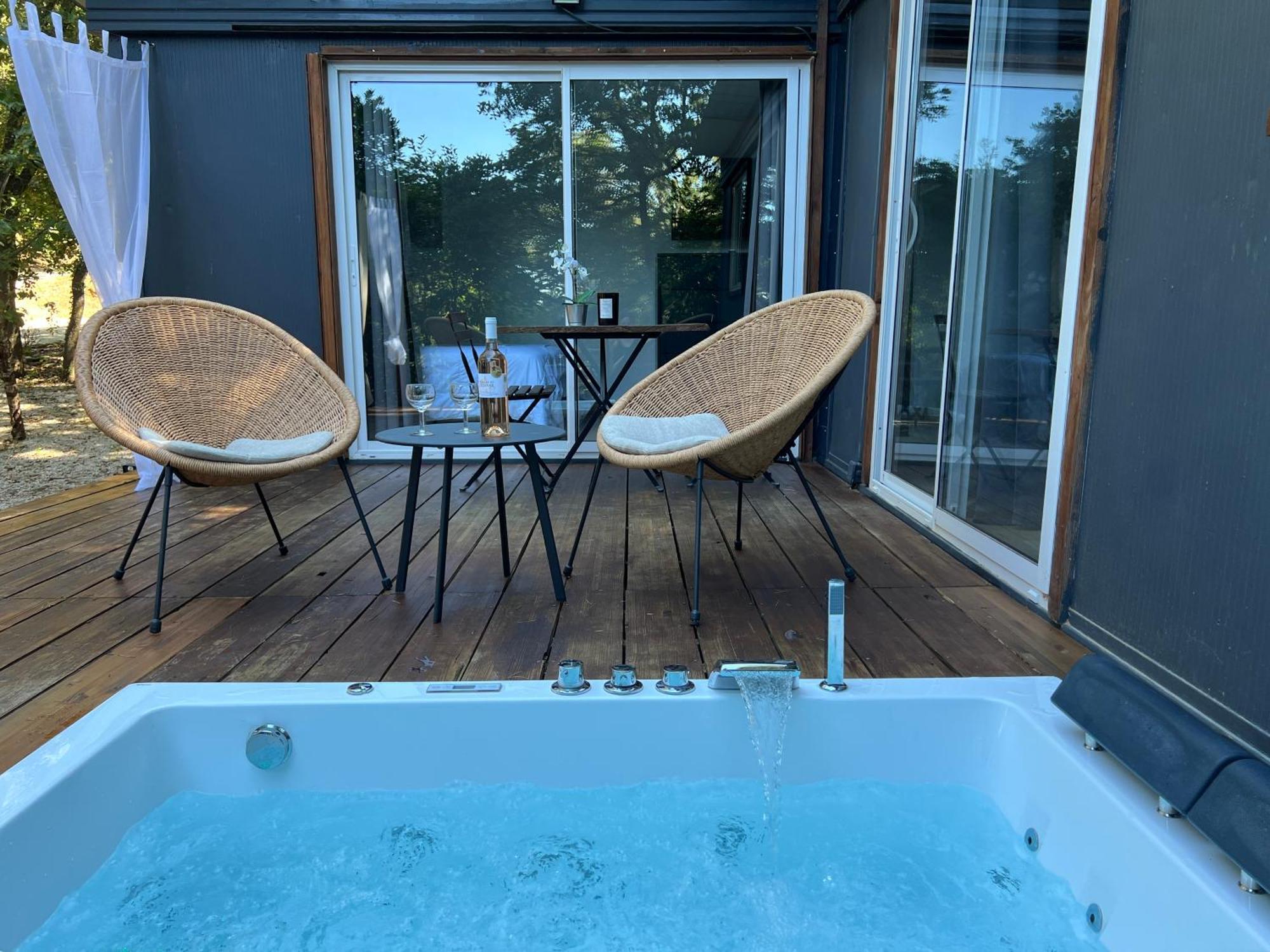 Superbe Cabane Jacuzzi Jardin Clim Wifi Parking Meyreuil Esterno foto