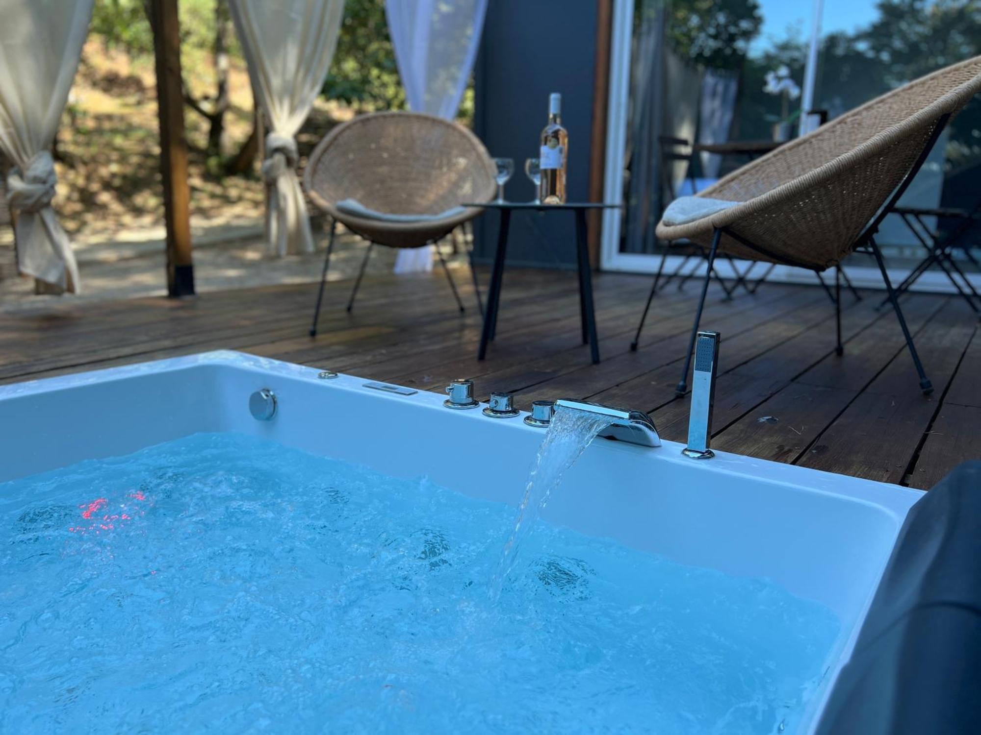 Superbe Cabane Jacuzzi Jardin Clim Wifi Parking Meyreuil Esterno foto